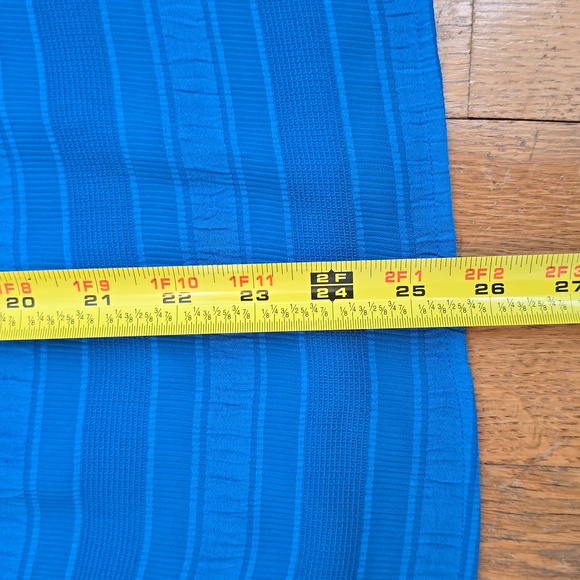 LIZ CLAIBORNE WOMEN'S BEAUTIFUL BLUE LONG SLEEVE TOP SIZE MEDIUM - Picture 13 of 16